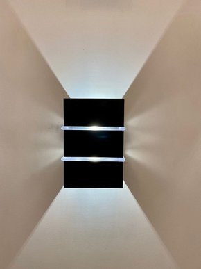 Arandela 2 fachos preta